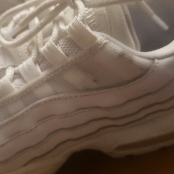 Nike Air Max 95 - Picture 4 of 11